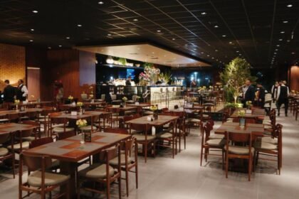 Coco Bambu SJC promove transmissão dos jogos da Copa, happy hour estendido e música ao vivo