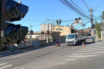 Prefeitura conclui melhoria viária em cruzamento da região norte