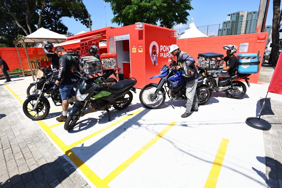 Ponto de Apoio aos entregadores tem movimento intenso no primeiro mês em São José