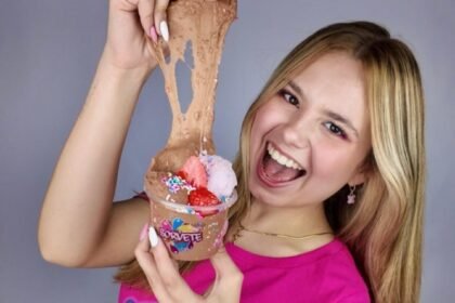 Sorveteria da Mel leva diversão e encontro com fãs ao Shopping Jardim Oriente