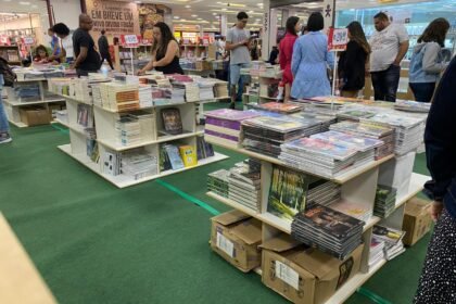 Feira de livros no Shopping Jardim Oriente terá títulos a partir de R$ 10